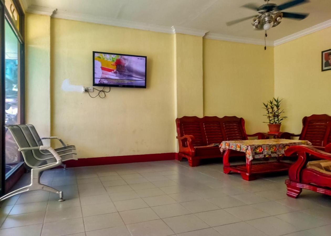 נגויה Oyo 3372 Hotel Pelita Terang מראה חיצוני תמונה